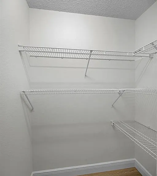 6240 Fairskies Dr — Photo 17