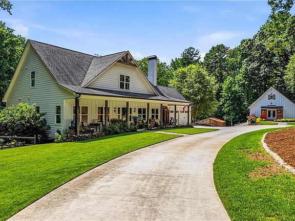 2nd image of 1047 Brooks Rackley Rd