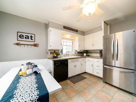 5th image of 1714 Lakeway Ave