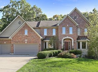 8991 Reserve Dr, Willow Springs, IL 60480