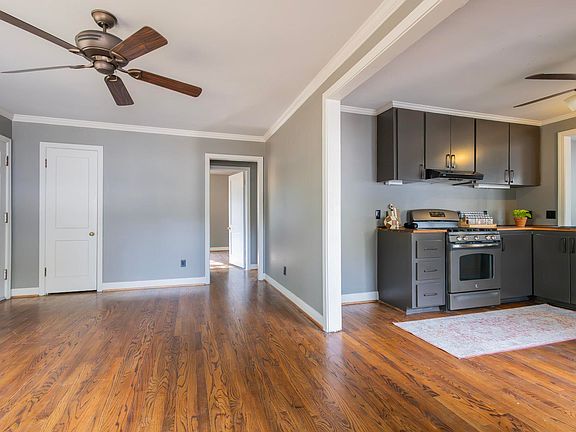 2nd image of 6710 Kavanaugh Pl