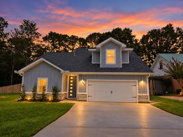 4446 Old Antioch Rd, Crestview, FL 32536