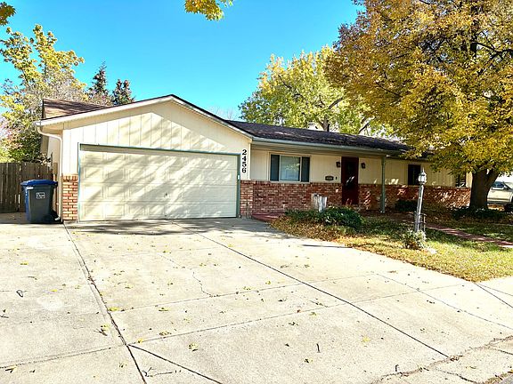 3rd image of 2456 Silver Fir Ave