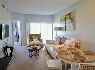 2060 Greenview Shores Blvd APT 319, Wellington, FL 33414