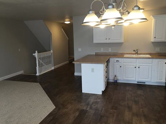 2nd image of 2837 N Bridalwood Loop