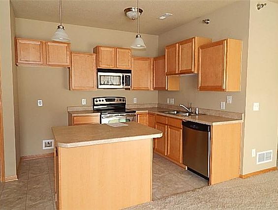 4th image of 10325 Essex Dr Unit 1