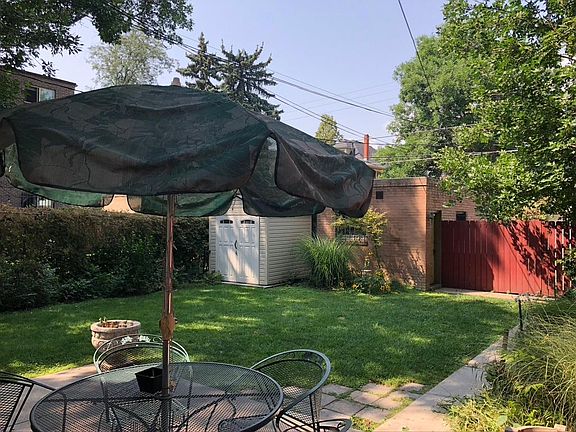 Shed w/ padlock for storage, shared picnic table, BBQ allowed