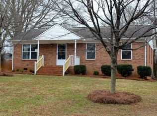 513 Cardinal Ct, Davidson, NC 28036