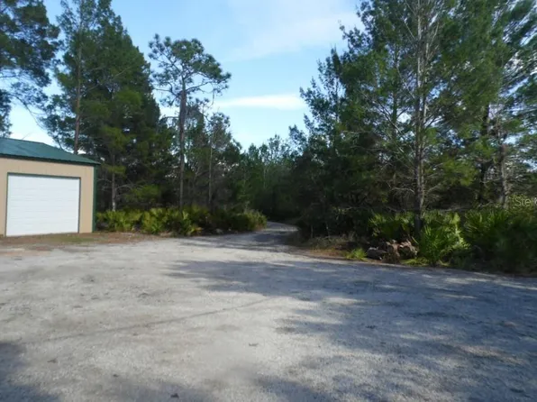 910 Walk In Water Rd, Lake Wales, FL 33853