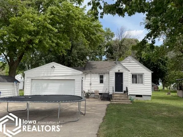 471 5th Ave SE, Britt, IA 50423