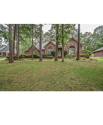 3rd image of 4935 Old Oak Dr