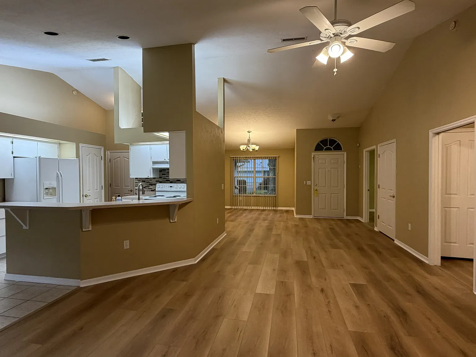 3418 NW 67th Ave — Photo 4