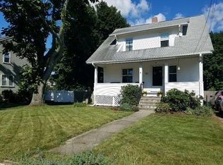 94 Fisher St, Walpole, MA 02081