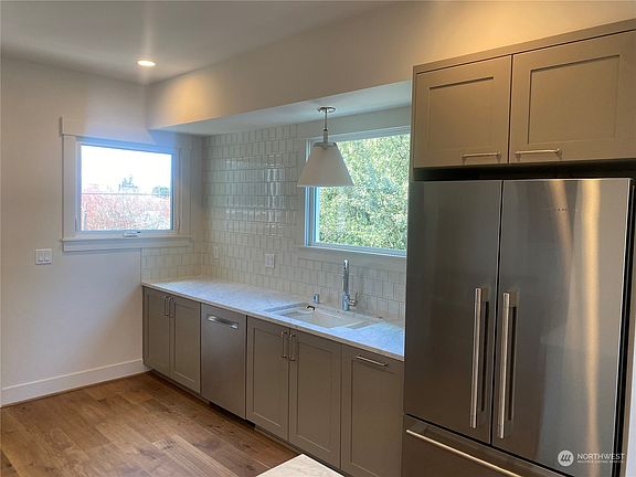 5th image of 1717 1st Avenue N #1