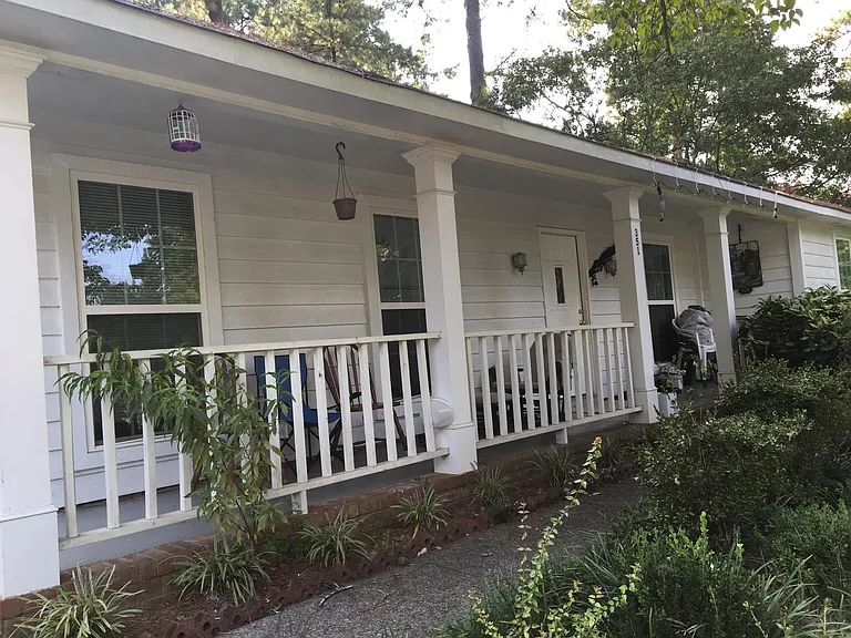 351 Paces Ferry Rd — Photo 2