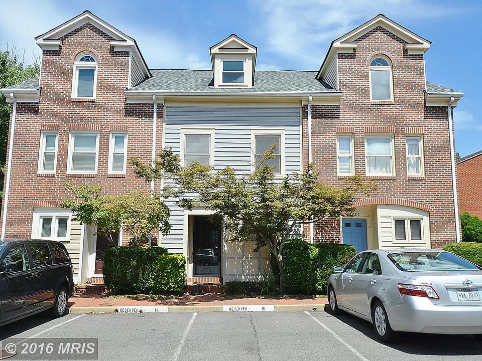 1st image of 1128 N Stafford St APT B