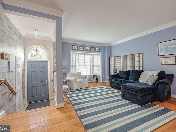 5th image of 6123 Wrenleigh Row