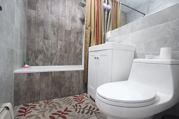 Rented by Nooklyn NYC LLC | media 10