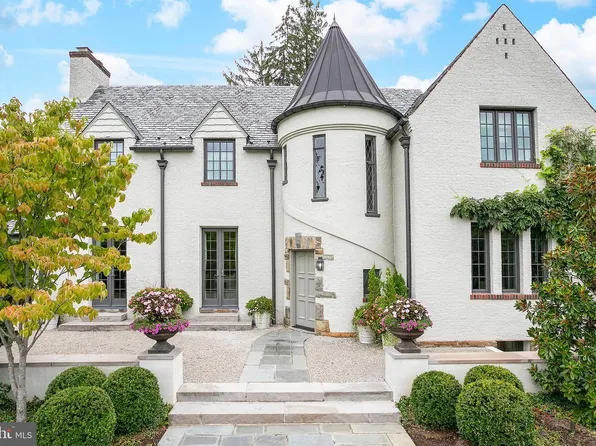 5205 Woodlawn Ave, Chevy Chase, MD 20815