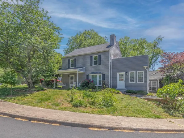 119 Westwood Cir, Charlottesville, VA 22903