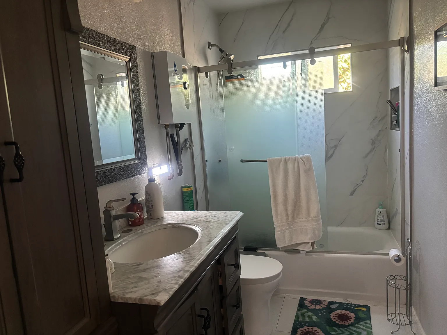 3 bed, 1.5 bath, 1140 sqft, $4,500 — Photo 3