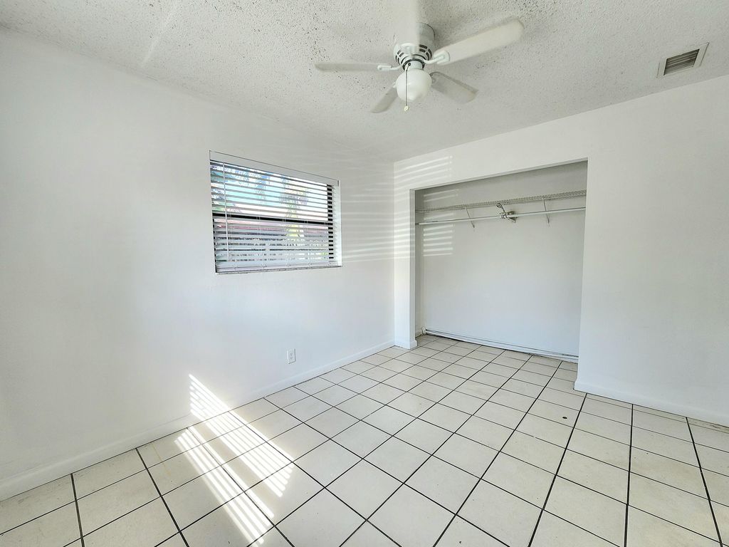 215 SW 1st Ct #1-2, photo 8
