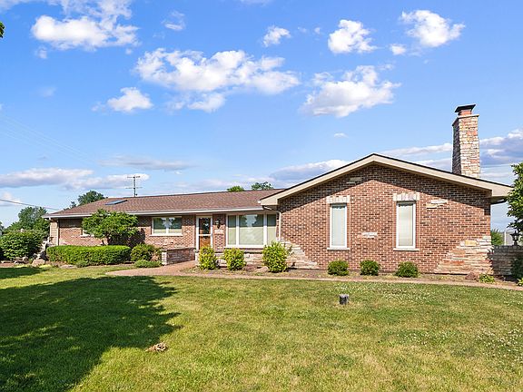 2nd image of 2961 Oak Rail Dr