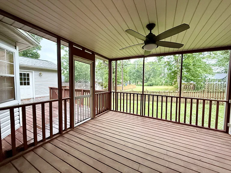 1626 Brandi Ln — Photo 12