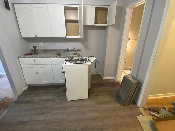 4th image of 21807 141st Ave #D2