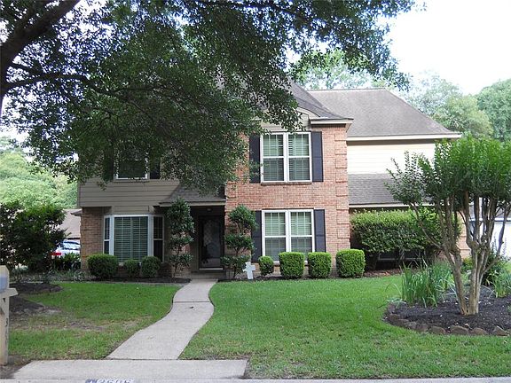 3rd image of 3606 Shady Green Dr