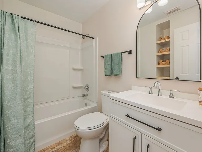 812 E Edney Ave — Photo 21