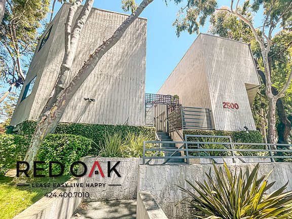 5th image of 2422 Abbot Kinney Blvd #15