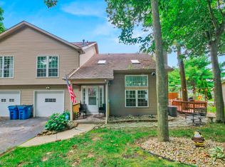 7646 Huntington Dr, Boardman, OH 44512