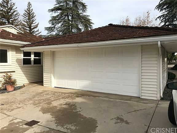 4th image of 6411 Shoup Ave