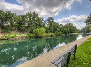 500 N Market St #105, New Braunfels, TX 78130