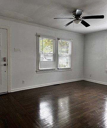 5th image of 106 Goode Dr