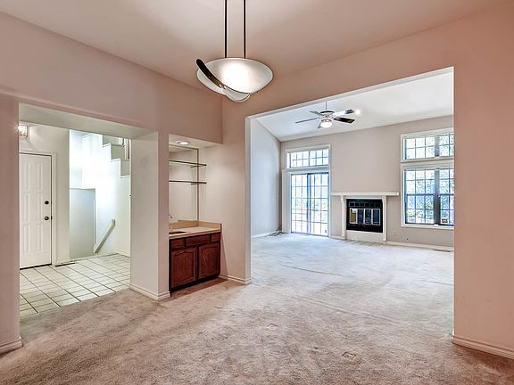 Formal Dining Room & Foyer