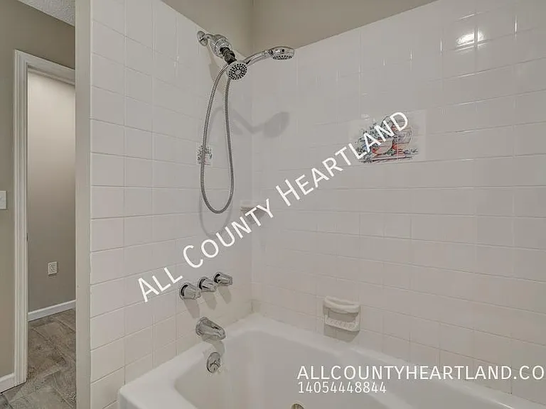 1528 Apollo Rd — Photo 14