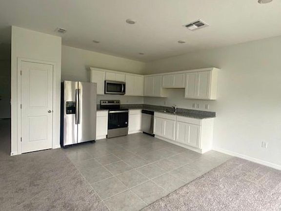 2nd image of 521 Madison Dr #521