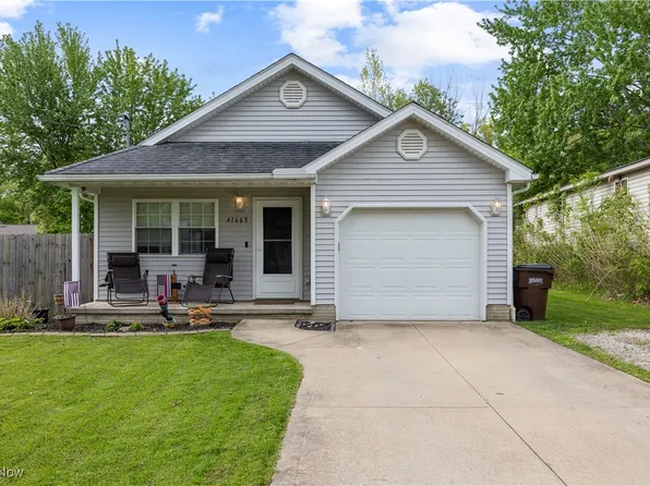 41663 Rosewood St, Elyria, OH 44035