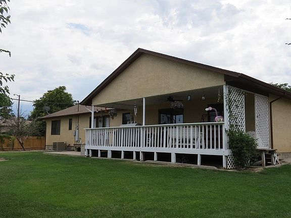 5th image of 958 Clover Ln