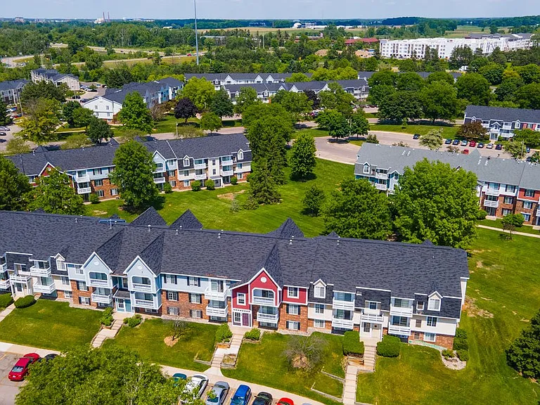 Trappers Cove Apartments — Photo 67