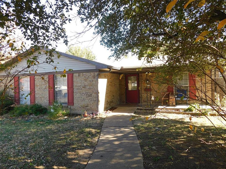 1st image of 3111 Touraine Dr