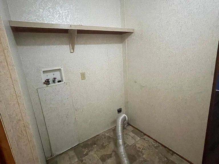 880 Cedar Lake Rd #61 — Photo 6