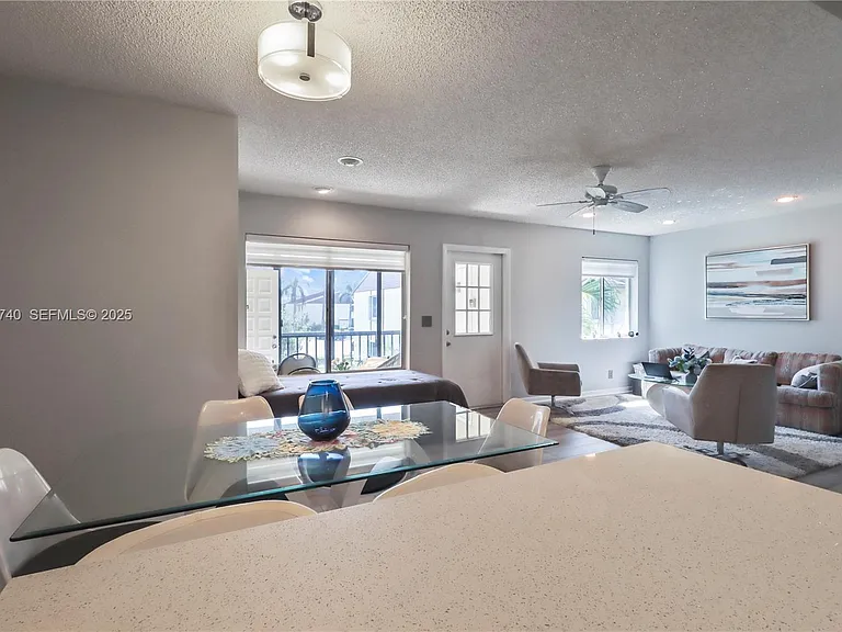 313 Knotty Pine Cir #A-2 — Photo 6