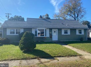 332 S Pine Ave, Maple Shade, NJ 08052
