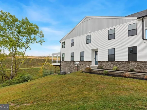 211 Lilac St, King Of Prussia, PA 19406