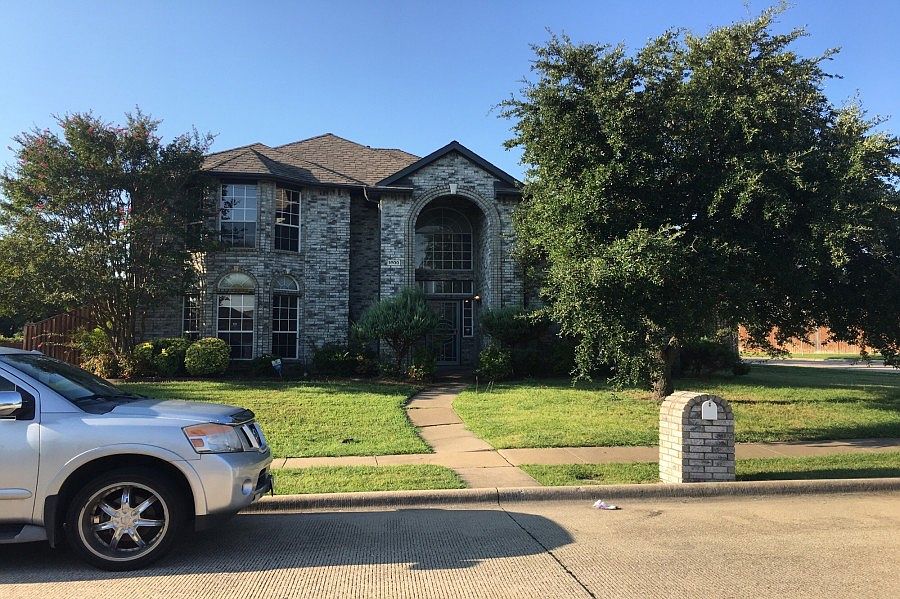 1st image of 1000 E Grubb Dr