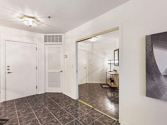 4th image of 3100 Lexington Ln APT 312