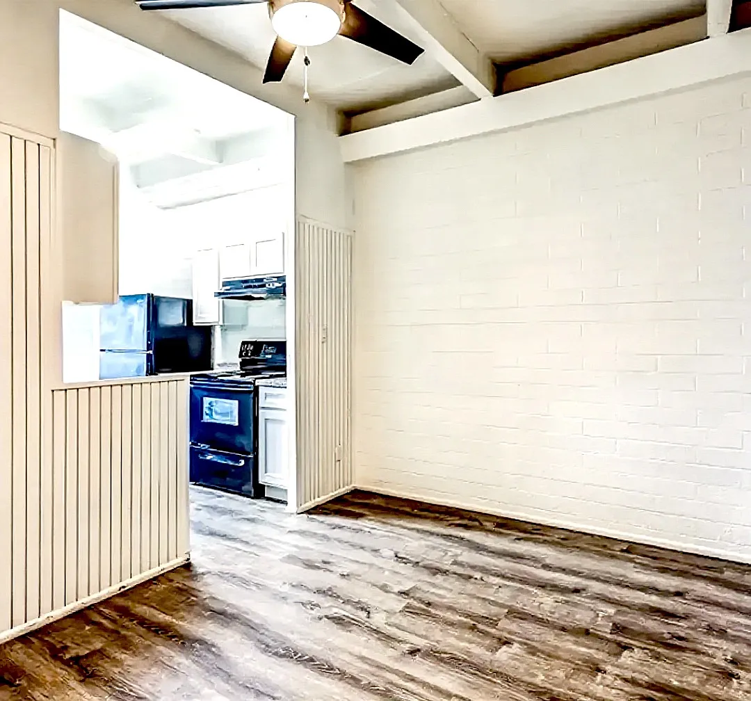 2 bed, 920 sqft, $1,149 — Photo 4